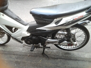 เวฟ125xปี51ตาทเท้า