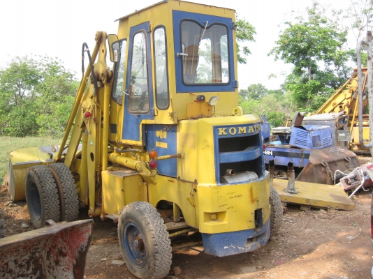 รถตักล้อยาง Komatsu sd23-1