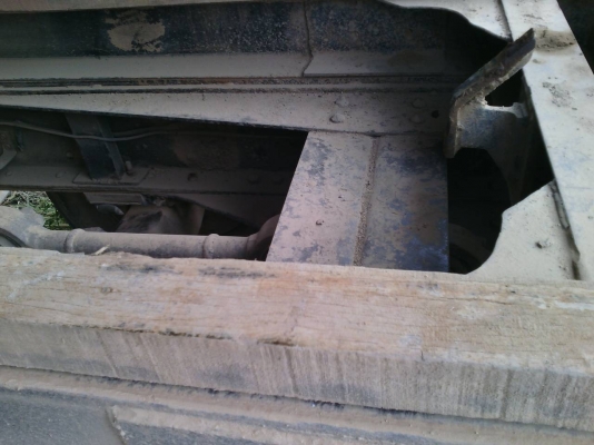 สิบล้อทูอินวัน F17เครื่อง195สองเพลาพร้อมสโลว์ดั๊มได้เป็นเทนเล่อก็ได้เอกสารพรอ้ม