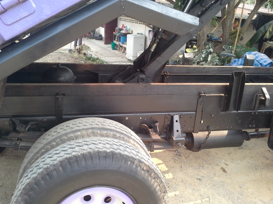 ขอบคุณท่านนายก ปลวกแดง จ.ระยองที่ให้ความไว้วางใจครับ ขาย495000 บาท  NPR กาตูนร์ 120 เเรง ห้างแท้ สวยมากเพิ่งวางดั้มสดๆ  คัชชีสวยทั้งเส้นหมุดครบทุกตัว ทุกระบบพร้อมทำงาน ต่อรองได้