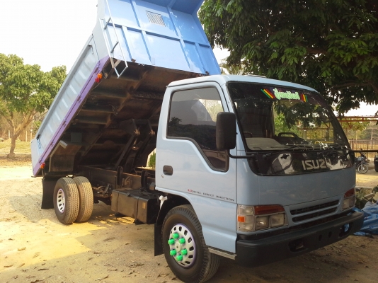 ขอบคุณท่านนายก ปลวกแดง จ.ระยองที่ให้ความไว้วางใจครับ ขาย495000 บาท  NPR กาตูนร์ 120 เเรง ห้างแท้ สวยมากเพิ่งวางดั้มสดๆ  คัชชีสวยทั้งเส้นหมุดครบทุกตัว ทุกระบบพร้อมทำงาน ต่อรองได้