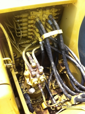 PC 120-6 ปี 1994 3485ชม. Tel : 098-858-5524 สามภพ ครับ