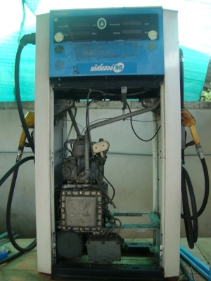 ขายตู้จ่ายน้ำมันTatsuno แบบดิจิตอล 2แขน