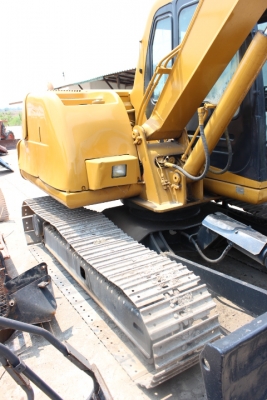 Komatsu PC60-7 เก่านอกแท้ๆ ไม่เคยใช้งานในไทย