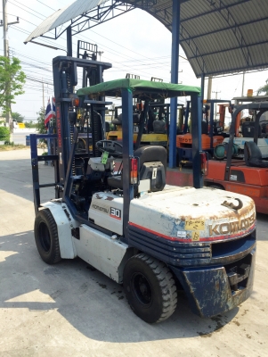 -:-*&bull;*ข า ย ร ถ ย ก นำ เ ข้ า*&bull;*-:-KOMATSU FD30-11 เครื่องดีเซล เสา4เมตร งาเท สนใจติดต่อ 083-062-0223(ปอนด์)