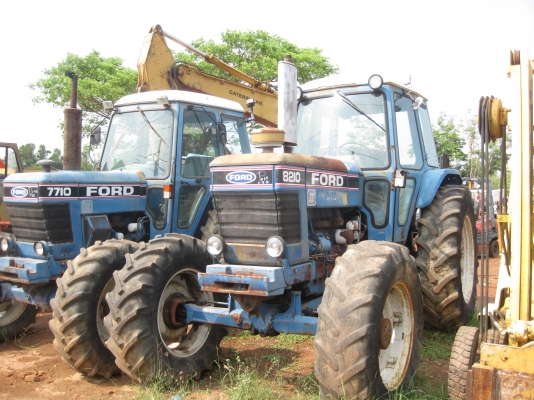 รถไถฟอร์ด 8210 มือสองจากนอก