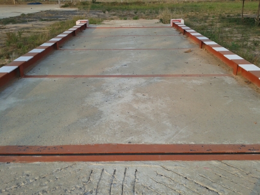 ขออนุญาตแทรกครับ--ขายตราชั่ง Commander พิกัด 50 ตัน ยาว 7.5 เมตร สภาพ 90 \% ใช้งานเพียง 4 เดือน ขออนุญาตแทรกครับ--ขายตราชั่ง Commander พิกัด 50 ตัน ยาว 7.5 เมตร สภาพ 90 \% ใช้งานเพียง 4 เดือน