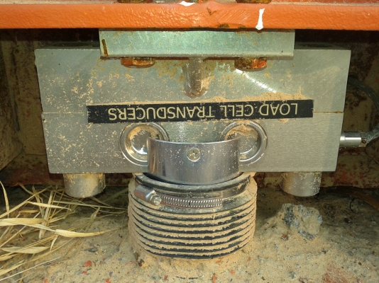 ขออนุญาตแทรกครับ--ขายตราชั่ง Commander พิกัด 50 ตัน ยาว 7.5 เมตร สภาพ 90 \% ใช้งานเพียง 4 เดือน ขออนุญาตแทรกครับ--ขายตราชั่ง Commander พิกัด 50 ตัน ยาว 7.5 เมตร สภาพ 90 \% ใช้งานเพียง 4 เดือน