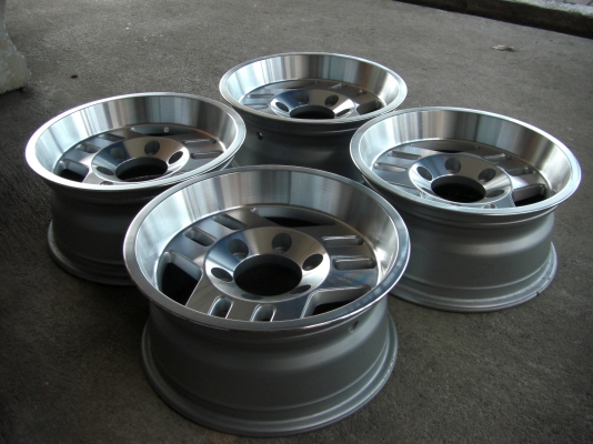 ล้่อขอบ 15"