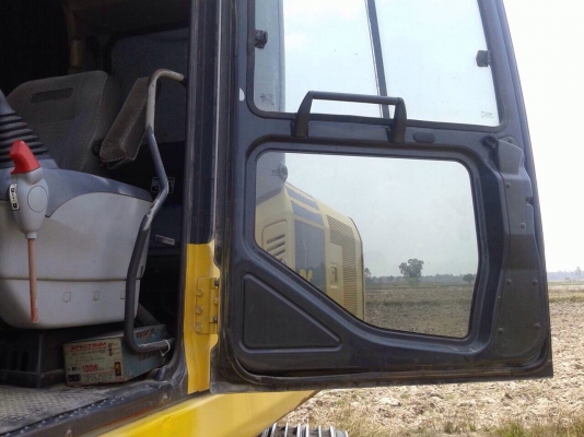 ขายรถแบ็คโฮ KOMATSU PC200-7 เอกสารเล่มทะเบียน ไมล์ชั่วโมง 17,xxx รถสวยมากเดิมๆ พร้อมใช้งาน ขายรถแบ็คโฮ KOMATSU PC200-7 เอกสารเล่มทะเบียน ไมล์ชั่วโมง 17,xxx รถสวยมากเดิมๆ พร้อมใช้งาน