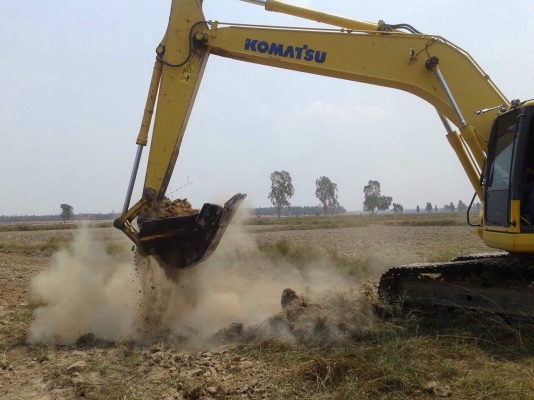 ขายรถแบ็คโฮ KOMATSU PC200-7 เอกสารเล่มทะเบียน ไมล์ชั่วโมง 17,xxx รถสวยมากเดิมๆ พร้อมใช้งาน ขายรถแบ็คโฮ KOMATSU PC200-7 เอกสารเล่มทะเบียน ไมล์ชั่วโมง 17,xxx รถสวยมากเดิมๆ พร้อมใช้งาน