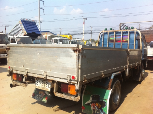 ISUZU NPR 115 แรง กระบะคาร์โก้ อลูมิเนียม สภาพพร้อมใช้