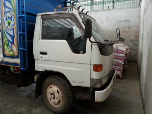 ขายรถโตโยต้า 6 ล้อ