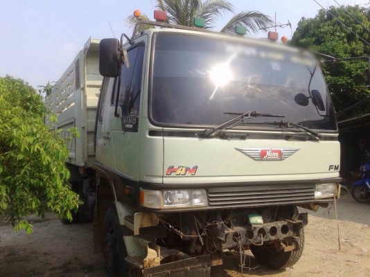 ขายรถบรรทุกสิบล้อดัมพ์ HINO 3M FM3MNLD เครื่องเดิม 240 แรง เกียร์เดิม กระบะสามมิตร