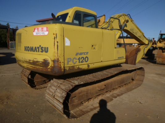 รถขุด Komatsu PC120-6 พร้อมตรวจสภาพค่ะ สนใจโทร. 080-6565422 (หนิง)