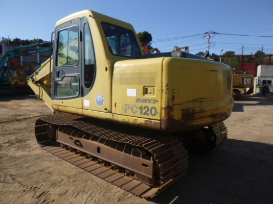 รถขุด Komatsu PC120-6 พร้อมตรวจสภาพค่ะ สนใจโทร. 080-6565422 (หนิง)