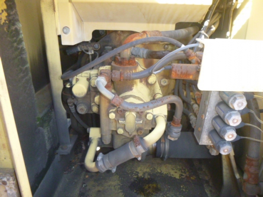 รถขุด Komatsu PC120-6 พร้อมตรวจสภาพค่ะ สนใจโทร. 080-6565422 (หนิง)