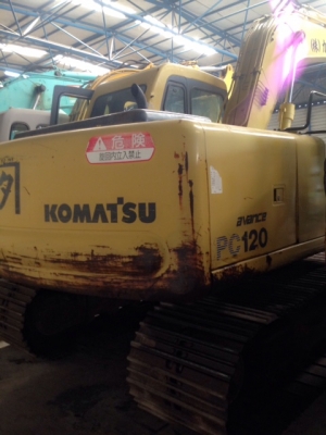 รถขุด Komatsu PC120-6 พร้อมตรวจสภาพค่ะ สนใจโทร. 080-6565422 (หนิง)