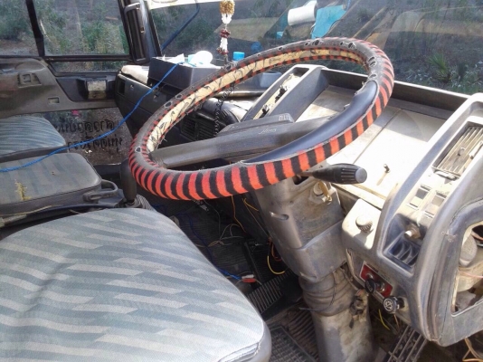 ขายรถบรรทุกสิบล้อดัมพ์ HINO 3H เครื่อง EM100-220 แรง 2 เพลา กระบะดัมพ์สามมิตร