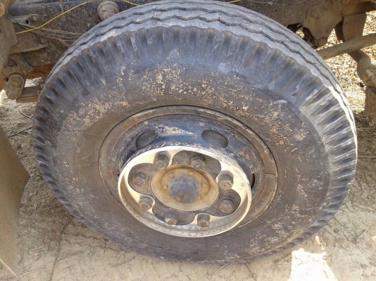 ขายรถบรรทุกสิบล้อดัมพ์ HINO 3H เครื่อง EM100-220 แรง 2 เพลา กระบะดัมพ์สามมิตร