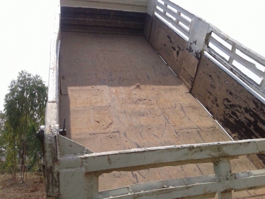 ขายรถบรรทุกสิบล้อดัมพ์ HINO 3H เครื่อง EM100-220 แรง 2 เพลา กระบะดัมพ์สามมิตร