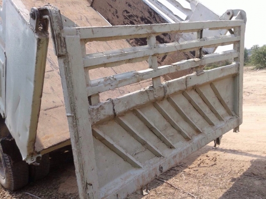 ขายรถบรรทุกสิบล้อดัมพ์ HINO 3H เครื่อง EM100-220 แรง 2 เพลา กระบะดัมพ์สามมิตร