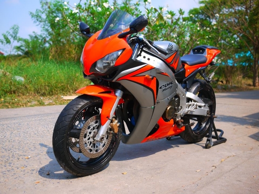 ขาย Cbr400 พร้อมทะเบียนแท้ แฟริ่ง Cbr1000 08 เบิกไฟหน้าแท้ cbr1000 ใส่ พร้อมท่อสูตร เครื่องดี ศูนย์ตรง