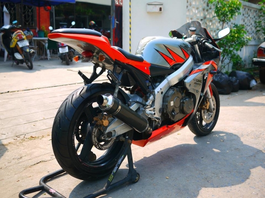 ขาย Cbr400 พร้อมทะเบียนแท้ แฟริ่ง Cbr1000 08 เบิกไฟหน้าแท้ cbr1000 ใส่ พร้อมท่อสูตร เครื่องดี ศูนย์ตรง