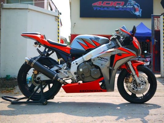 ขาย Cbr400 พร้อมทะเบียนแท้ แฟริ่ง Cbr1000 08 เบิกไฟหน้าแท้ cbr1000 ใส่ พร้อมท่อสูตร เครื่องดี ศูนย์ตรง
