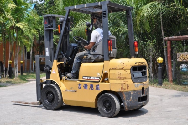 ขายFORKLIFT MITSUBISHI FG15 (1.5ตัน)สวยเดิมจากญี่ปุ่น ยังไม่เคยใช้ในไทย 129,000เท่านั้น!!