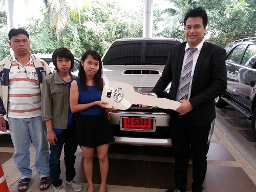 รับจอง โตโยต้า ป้ายแดง แคมเปญแรง ทุกรุ่นครับ ยินดีให้ข้อมูล  ครับ ผม   สนใจโทรเข้ามาสอบถามได้ที่ คุณศิระ ที่ปรึกษาการขาย   084-3388688