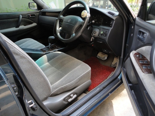 ขาย crown 2j vv แก๊สหัวฉีด ครับ