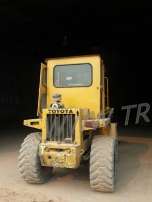 รถตักเอวอ่อนโตโยต้า3.5ตันต่อแขนแล้ว สภาพสวยพร้อมไช้อยู่พิษณุโลก เอกสารสัญญาซื้อขาย