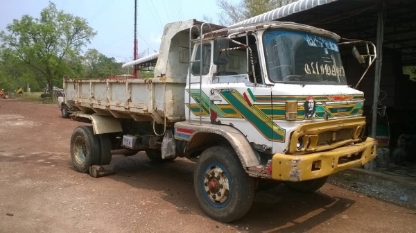 ขาย 6 ล้อดั้ม ไม่มีเล่มทะเบียน HINO KL300 เครื่อง EH100 150 แรงม้า คัสซีสวย เฟืองท้าย FUSO เพาวเวอร์ คานหน้าใหญ่แล้ว ราคาต่อรองได้