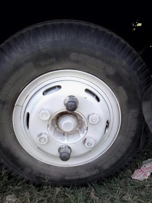 ขายด่วนดั้ม115 ห้างแท้  ปี37 Fหน้าหลัง    ดั้มยาว3.60   ยาง8.25-16   ขายวันนี้ราคา430000