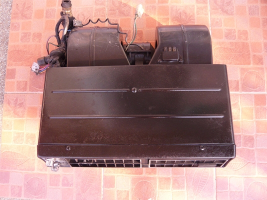 ขายตู้แอร์แขวนเหล็กของ MARK IV