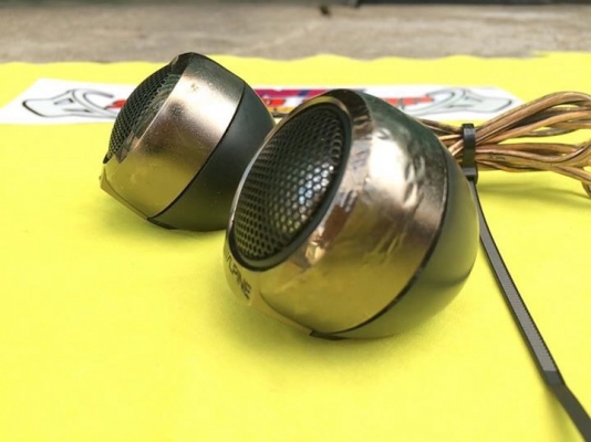 ทวิตเตอร์ Alpine โดมอลูเนียม ตั้งวางบนคอนโซลหน้าหมุนปรับทิศทางได้ ทวิตเตอร์ Alpine โดมอลูเนียม ตั้งวางบนคอนโซลหน้าหมุนปรับทิศทางได้