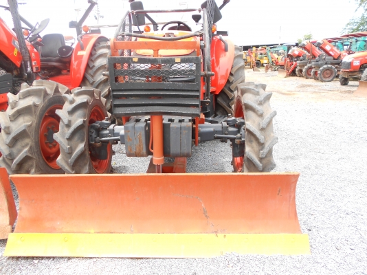 Kubota M7040 Max