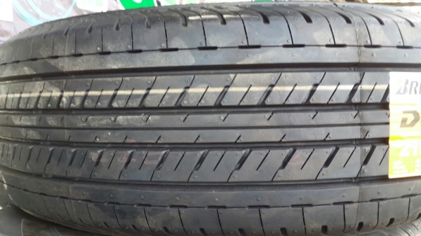 215 70 15 บริสโตนยางใหม่