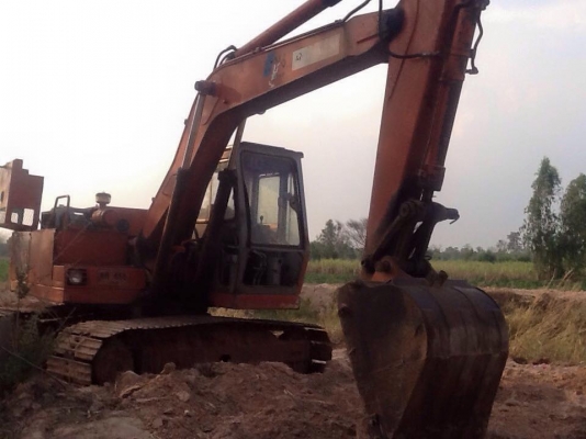 ขายๆๆๆๆ   แม็คโค   HITAHI  120-2    เล่มทะเบียน  พร้อมชุดโอนๆได้เลย   รถสวยพร้อมใช้เดิมๆ