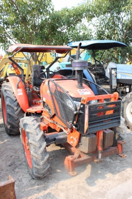ดาวน์เพียง 140,000 บาท KUBOTA MAX M7040 เดิมๆ