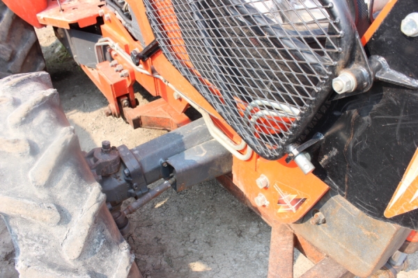 ดาวน์เพียง 140,000 บาท KUBOTA MAX M7040 เดิมๆ