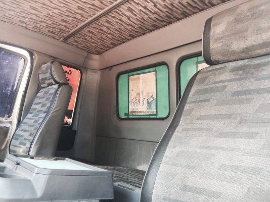 10ลัอเพลาเดียวพื้นเรียบ 195แรง...Hino. FL3HNLA. รถสวยห้างแท้เดิมบาง ภายในสวย คัสซีสวย เครื่องสวย.....