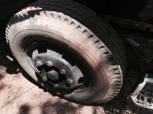 10ลัอเพลาเดียวพื้นเรียบ 195แรง...Hino. FL3HNLA. รถสวยห้างแท้เดิมบาง ภายในสวย คัสซีสวย เครื่องสวย.....