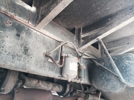 10ลัอเพลาเดียวพื้นเรียบ 195แรง...Hino. FL3HNLA. รถสวยห้างแท้เดิมบาง ภายในสวย คัสซีสวย เครื่องสวย.....