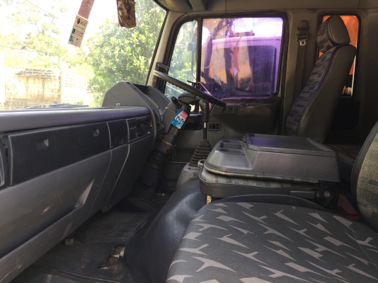 10ลัอเพลาเดียวพื้นเรียบ 195แรง...Hino. FL3HNLA. รถสวยห้างแท้เดิมบาง ภายในสวย คัสซีสวย เครื่องสวย.....