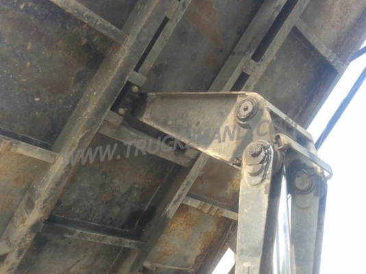 รถบรรทุก 6 ล้อดัมพ์ HINO  รุ่นFC114  117 แรงม้า  ปีจดทะเบียน 2534