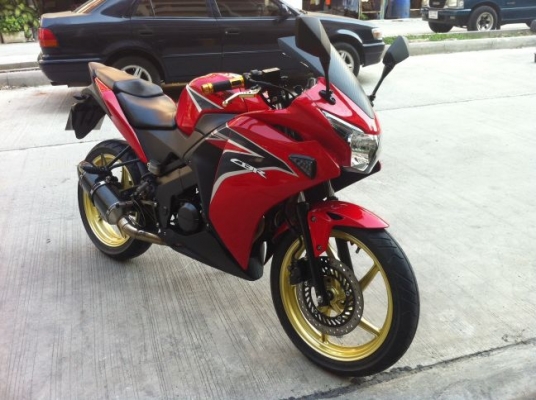 ขาย cbr150iสีแดง ปี2011 ราคา 47,000 บาท รถบ้านแต่งสวยๆ ขาย cbr150iสีแดง ปี2011 ราคา 47,000 บาท รถบ้านแต่งสวยๆ