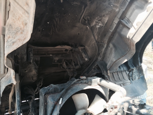 10ล้อเพลาเดียว195แรง...กระบะคอกรั้วเหล็กยาว6.30ม.หัวสวย ภายในสวย เครื่องดีมากแห้ง ไม่เคยแกะ. เล่มพร้อม......