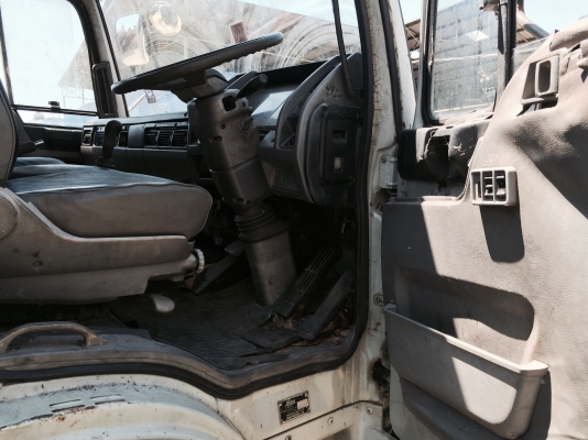 10ล้อเพลาเดียว195แรง...กระบะคอกรั้วเหล็กยาว6.30ม.หัวสวย ภายในสวย เครื่องดีมากแห้ง ไม่เคยแกะ. เล่มพร้อม......